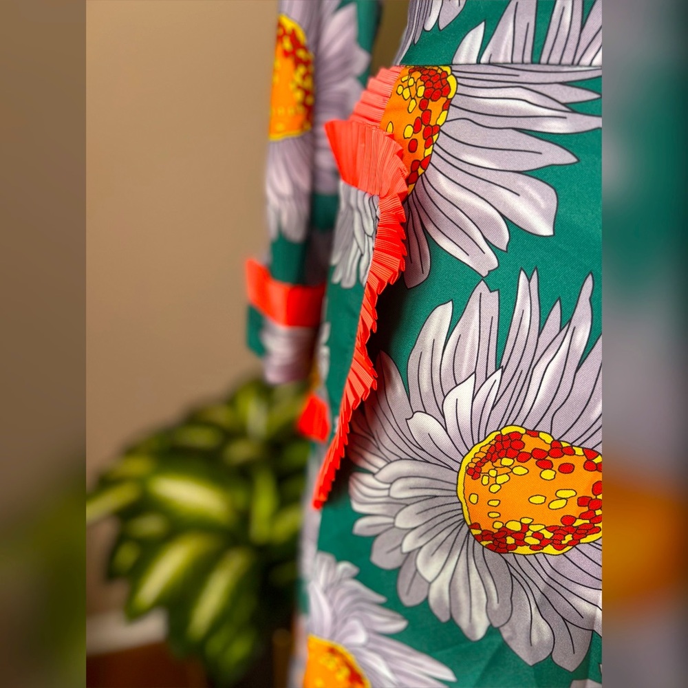 Sunflower Skirt Set - Picture 9 of 11